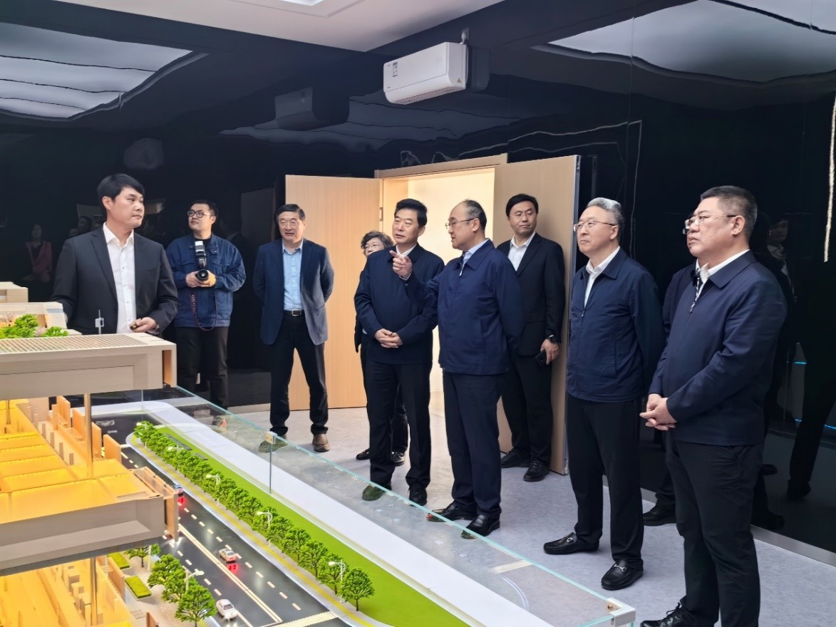王思强赴国家电网公司北京首座绿建融合数字化零碳变电站调研